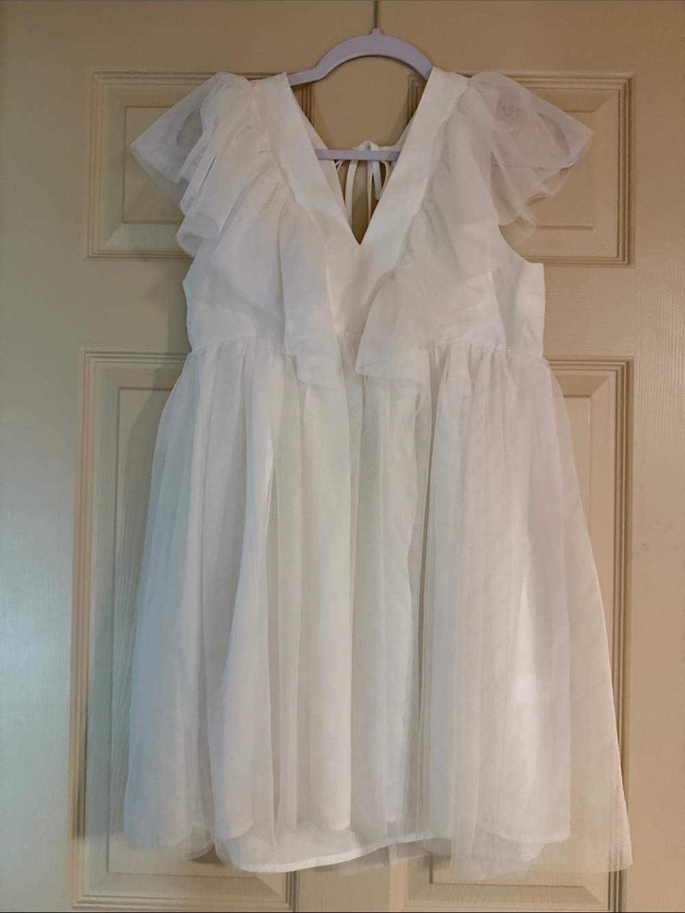 Ivory Ruffle Tulle Wedding Dress with V-Neck